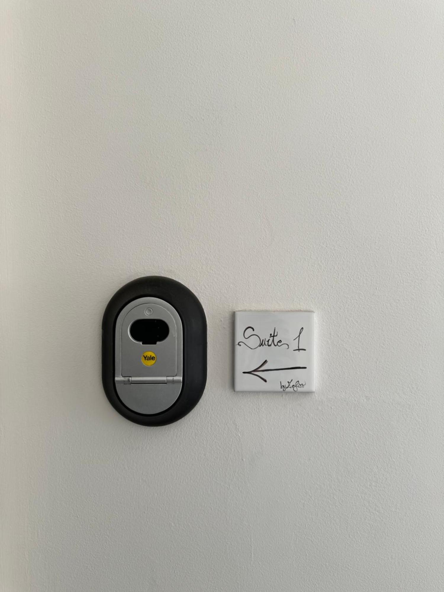 Zefiro Suites レッチェ エクステリア 写真